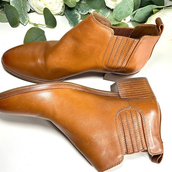MICHAEL KORS Leather Ankle Bootie Caramel/Brown Boots 6 - Picture 9 of 9